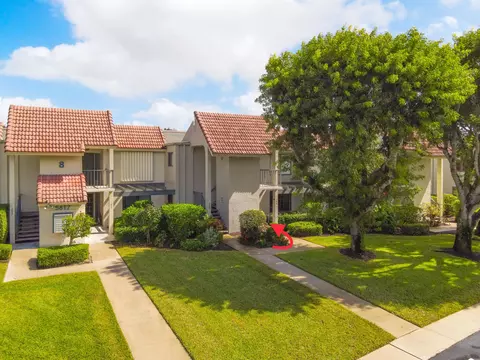 5617 Fairway Park Dr #104, Boynton Beach, FL 33437