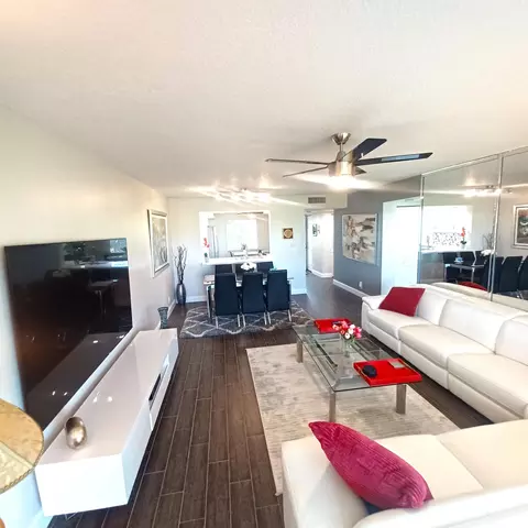 7192 Huntington Ln #107, Delray Beach, FL 33446