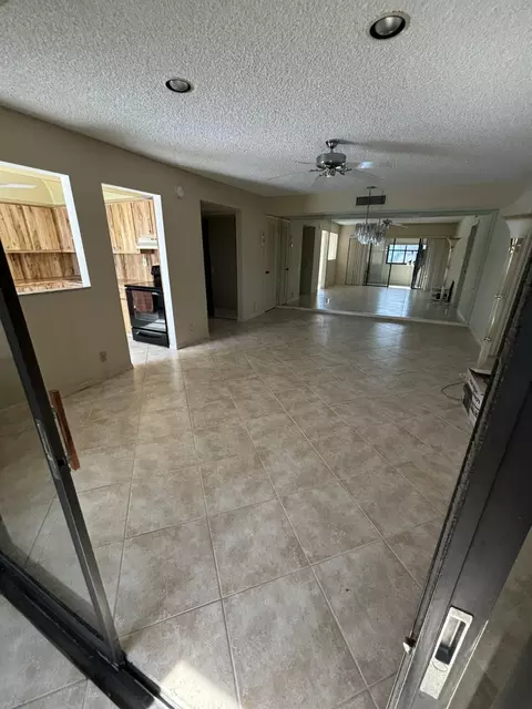26 Capri A, Delray Beach, FL 33484 photo 5