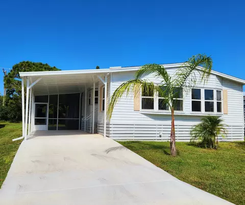 184 W Caribbean, Port Saint Lucie, FL 34952