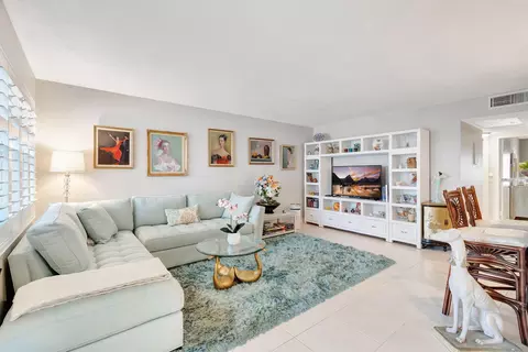1082 Exeter E, Boca Raton, FL 33434 photo 6