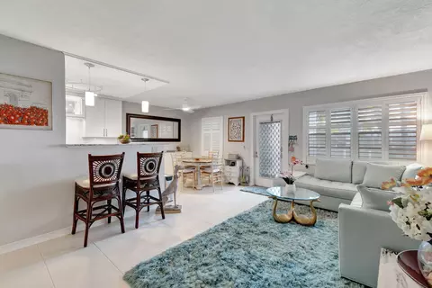 1082 Exeter E, Boca Raton, FL 33434 photo 7