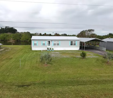 1452 Jerdik Dr NW, Moore Haven, FL 33471