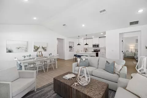 718 Donau Ave NW #50, Palm Bay, FL 32907