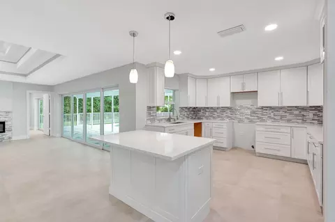3111 SE Fairway West E, Stuart, FL 34997 photo 11
