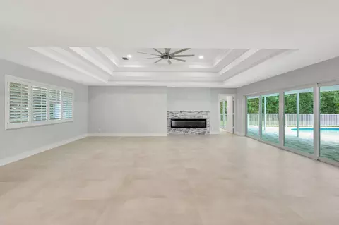 3111 SE Fairway West E, Stuart, FL 34997 photo 6