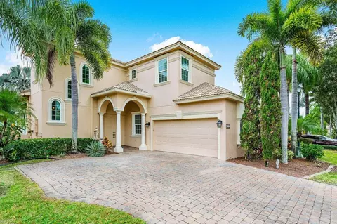 7224 Veneto Dr, Boynton Beach, FL 33437
