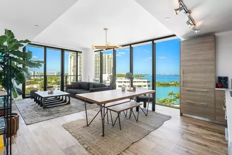 650 NE 32nd St #1508, Miami, FL 33137