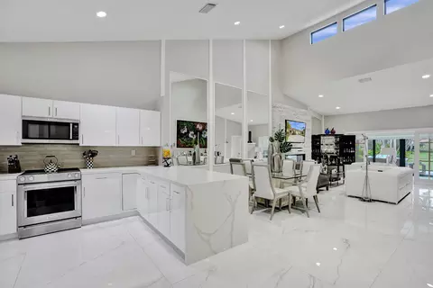 626 Deer Creek Emerald Way W, Deerfield Beach, FL 33442