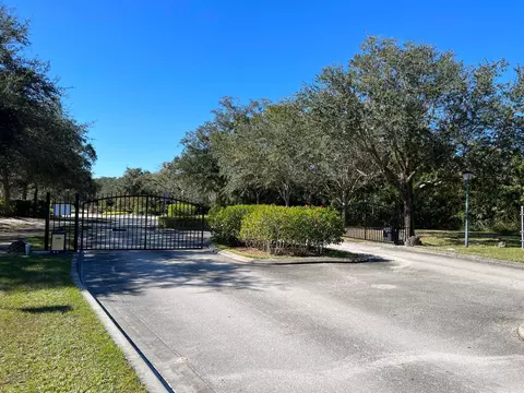 11324 Ganesh Way, Sebastian, FL 32958