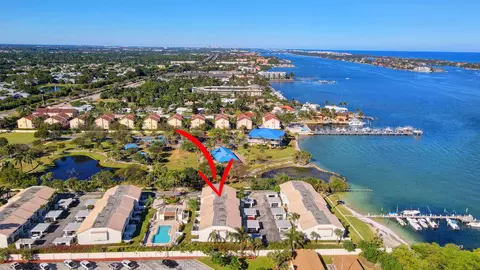 722 NE 20th Ln, Boynton Beach, FL 33435