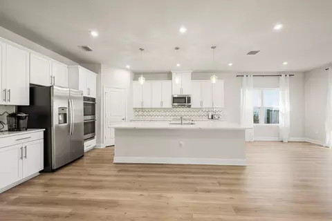 192 SW Pomeroy St, Stuart, FL 34997 photo 8