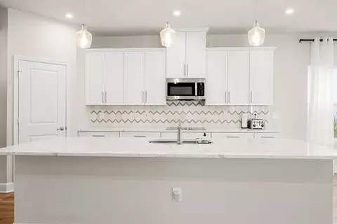 192 SW Pomeroy St, Stuart, FL 34997 photo 9