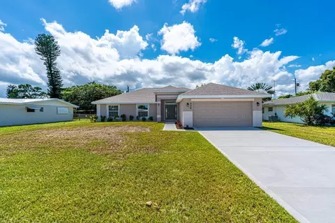 206 Riomar Dr, Port Saint Lucie, FL 34952