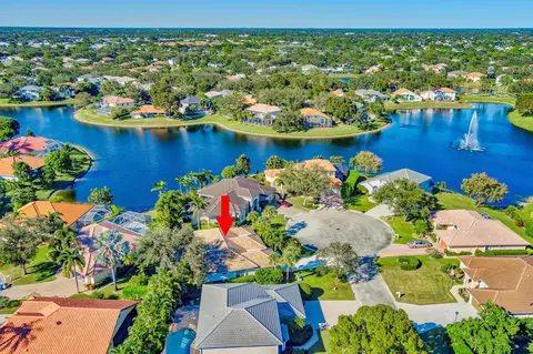 545 Robin Ln N, Jupiter, FL 33458 photo 2
