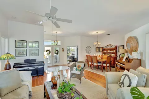 545 Robin Ln N, Jupiter, FL 33458 photo 7