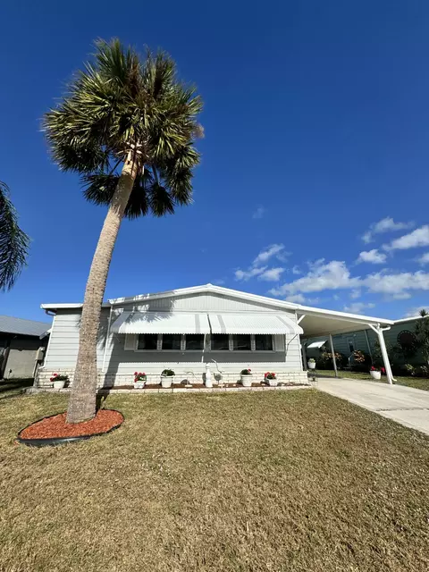 185 Calle De Lagos, Fort Pierce, FL 34951