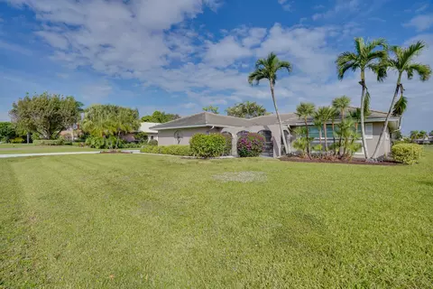 2861 SE Fairway W, Stuart, FL 34997 photo 4