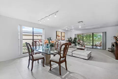20 Westgate Ln #B, Boynton Beach, FL 33436