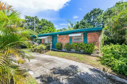 6316 S Olive Ave, West Palm Beach, FL 33405