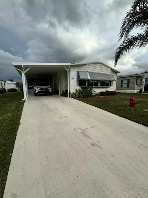 43 Verde Vis, Fort Pierce, FL 34951