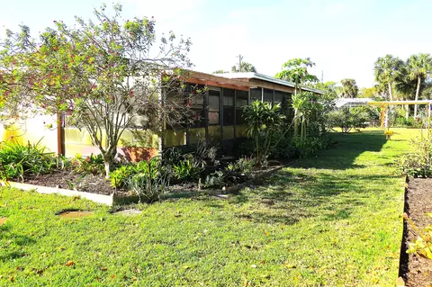 5897 Urdea Rd, Jupiter, FL 33458 photo 5