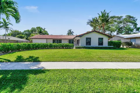 2036 Ardley Rd, North Palm Beach, FL 33408