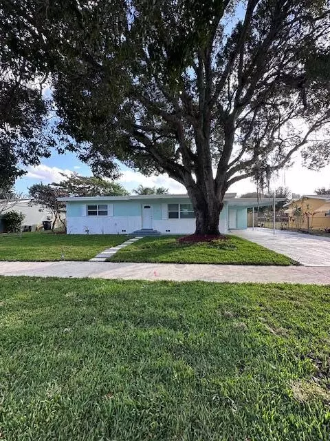 1775 18 Ave, FL 33460