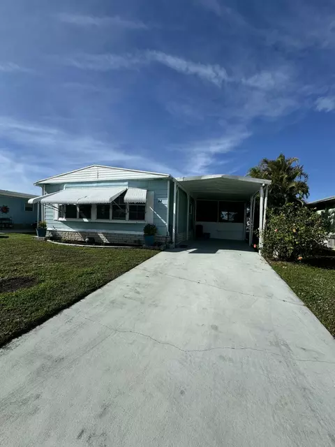 44 Verde Vis, Fort Pierce, FL 34951
