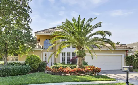 7618 La Corniche Cir, Boca Raton, FL 33433