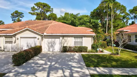 5033 S La Sedona Cir, Delray Beach, FL 33484