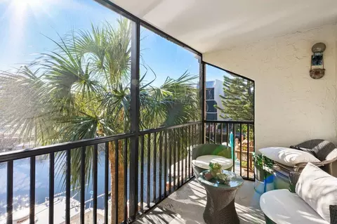 10 Royal Palm Way UNIT 202, Boca Raton, FL 33432