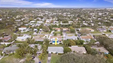 15 Beverly Rd W, Jupiter, FL 33469 photo 2
