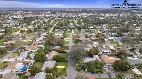 15 Beverly Rd W, Jupiter, FL 33469 photo 6