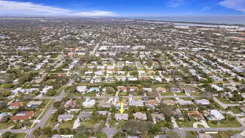 15 Beverly Rd W, Jupiter, FL 33469 photo 4