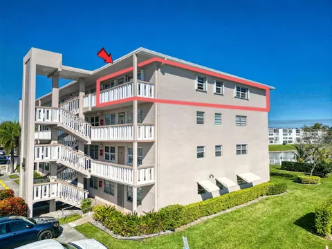 473 Wellington J, West Palm Beach, FL 33417