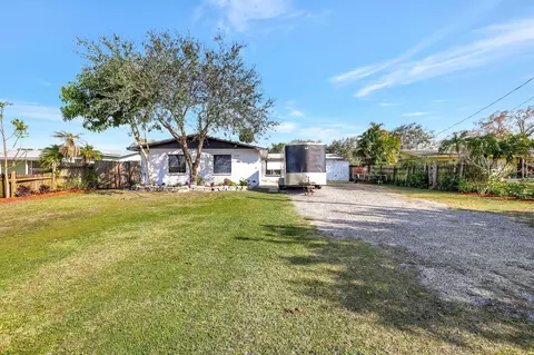 4580 Elm Ave, Fort Pierce, FL 34982