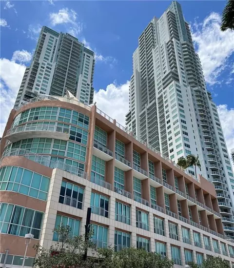 253 NE 2nd St #2710, Miami, FL 33132
