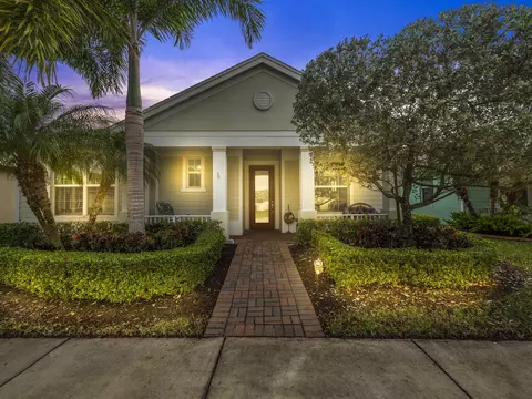 10308 SW Waterway Ln, Port Saint Lucie, FL 34987