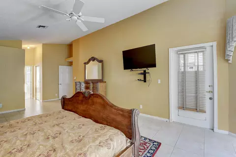 10363 Utopia Cir E, Boynton Beach, FL 33437 photo 29