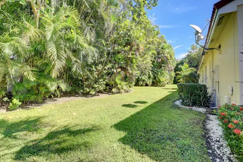 10363 Utopia Cir E, Boynton Beach, FL 33437 photo 6