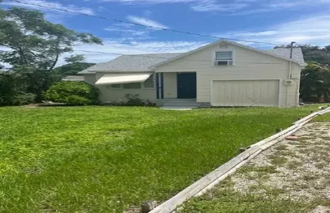 1751 4th Ave, FL 33460