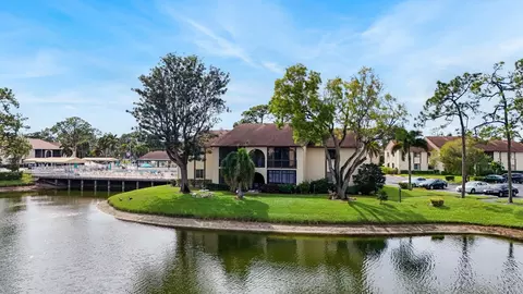 332 Knotty Pine Cir #C-1, Greenacres, FL 33463