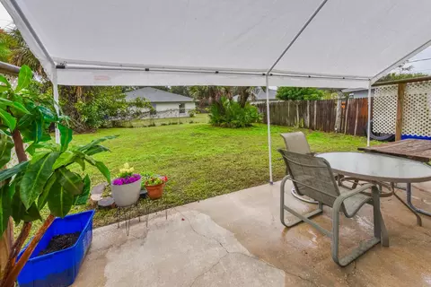 3070 SE Fairmont St, Stuart, FL 34997 photo 27