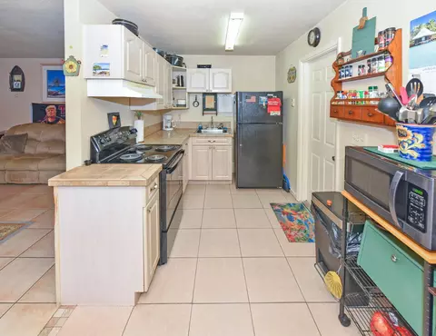 3070 SE Fairmont St, Stuart, FL 34997 photo 3