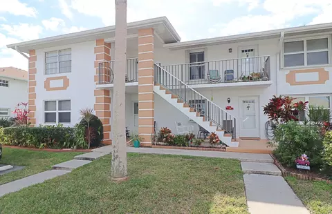 1217 S Lakes End Dr #A-2, Fort Pierce, FL 34982