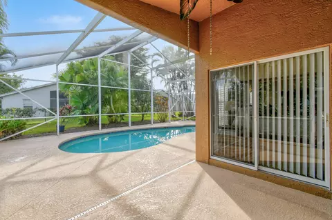 2786 SW Montego Ter, Stuart, FL 34997 photo 7