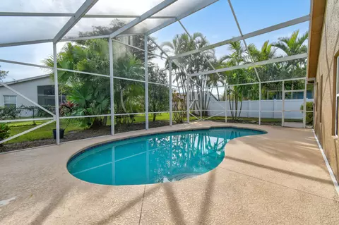 2786 SW Montego Ter, Stuart, FL 34997 photo 8