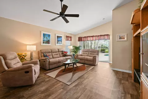 2786 SW Montego Ter, Stuart, FL 34997 photo 19