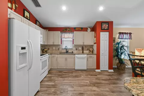 2786 SW Montego Ter, Stuart, FL 34997 photo 14